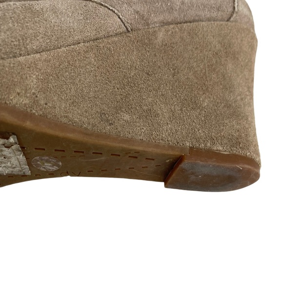 DV Dolce Vita Pellie Suede Wedge Ankle Booties Round Toe Taupe Woman’s US Size 7 - Picture 15 of 16